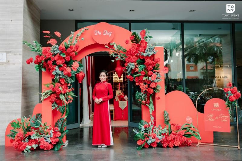 Cổng hoa cưới đẹp lung linh