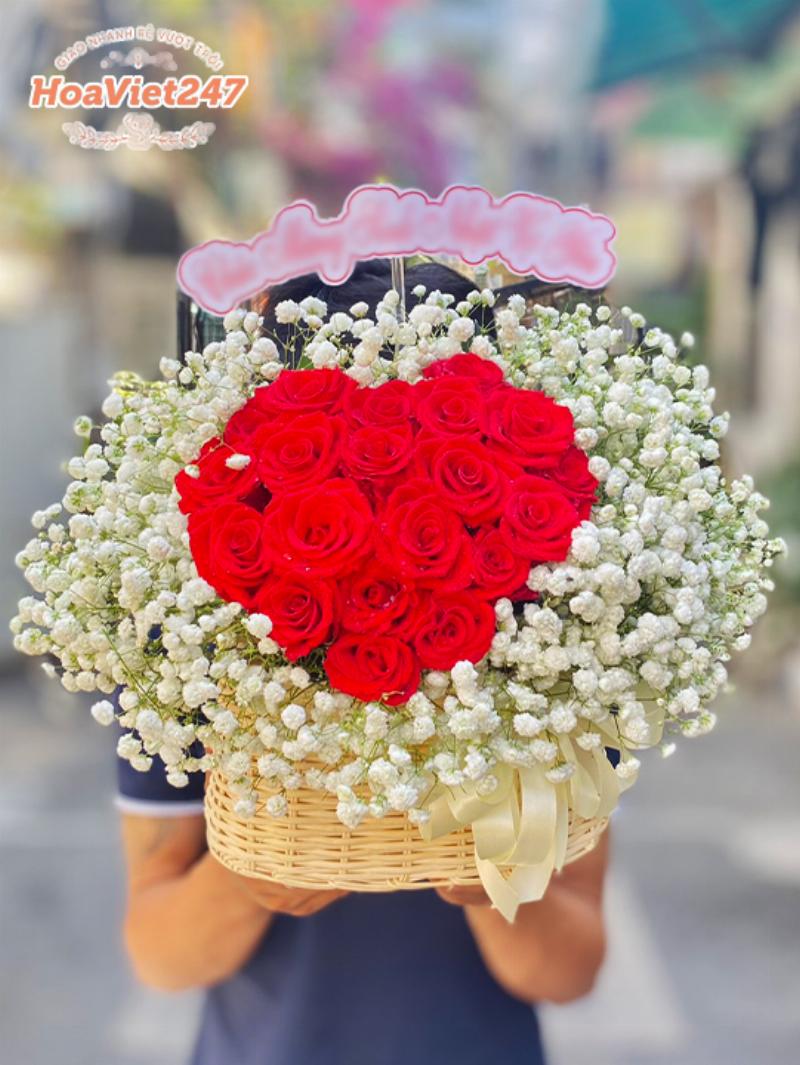 Giỏ hoa nhỏ tặng người yêu